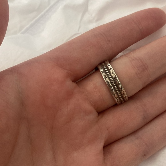 Turquoise and silver ring - Picture 3 of 4